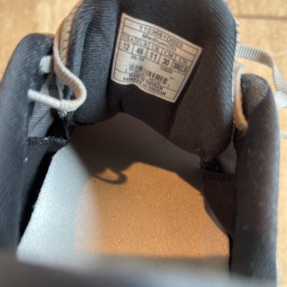 Brooks Adrenaline GTS 22 - Picture 6 of 9